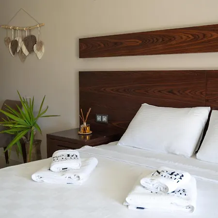 No 48 Alacati Bed & Breakfast *